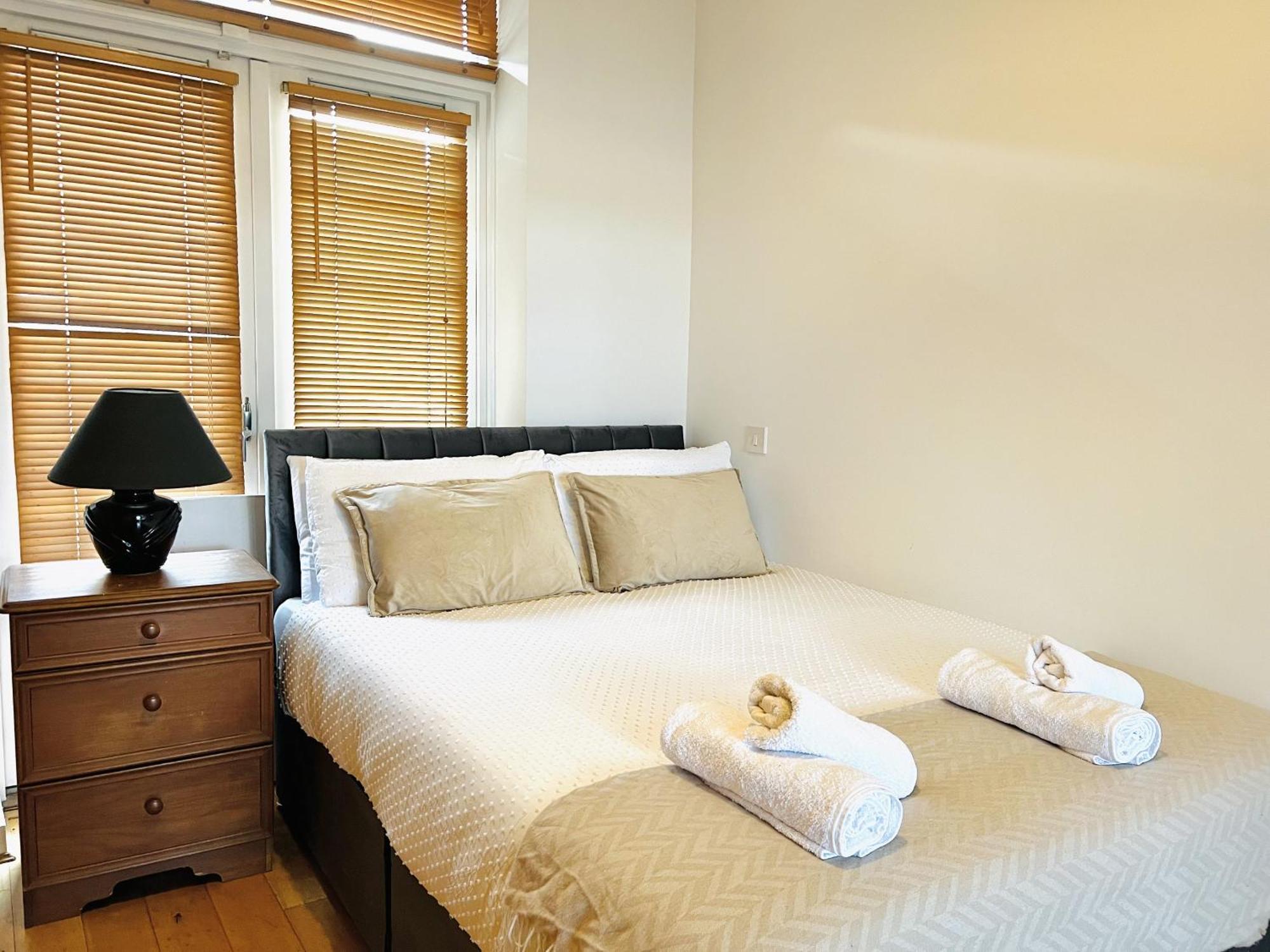Cosy River View Flat At Temple Bar 都柏林 外观 照片
